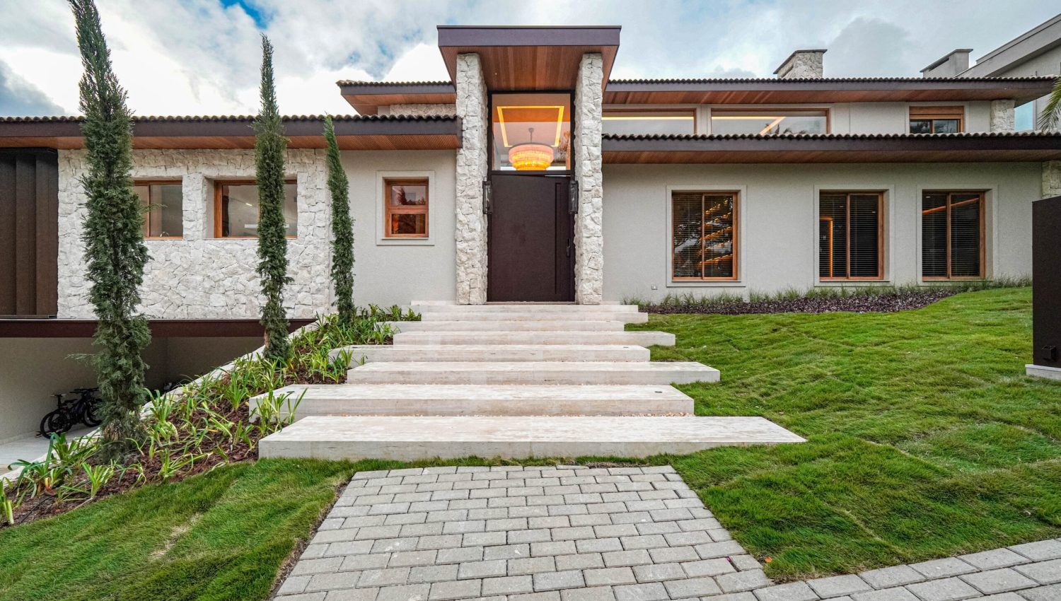 Casa-Tambore10-Fachada-Leonice-Alves2