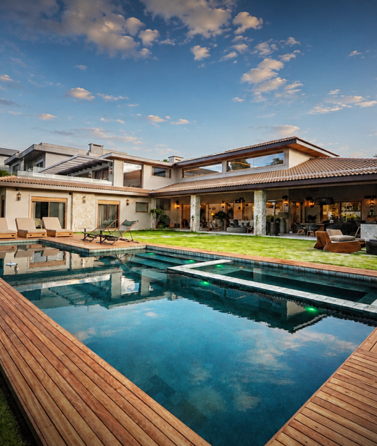 Retrofit de casa em Alphaville - Tambore, conceito de reforma que renova a arquitetura da casa